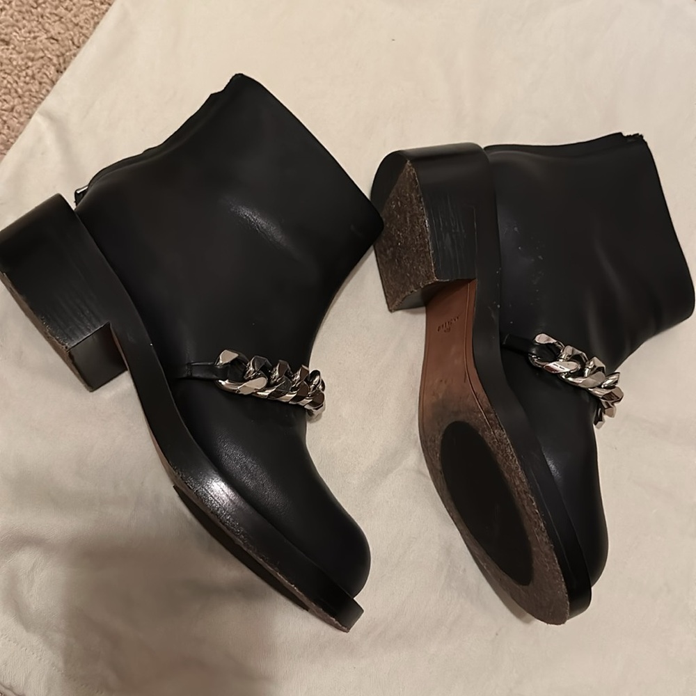 Givenchy boots black with silver chain - Picture 16 of 16